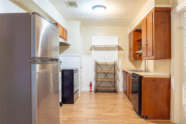 820 N 34th Street, Waco, TX 76710