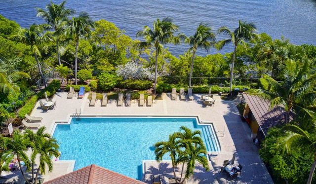 1000 Scotia Drive 106, Hypoluxo, FL 33462