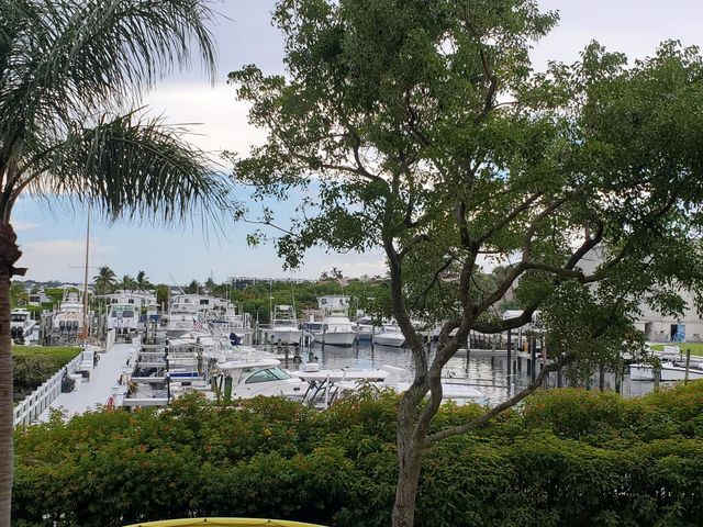 1000 Scotia Drive 106, Hypoluxo, FL 33462