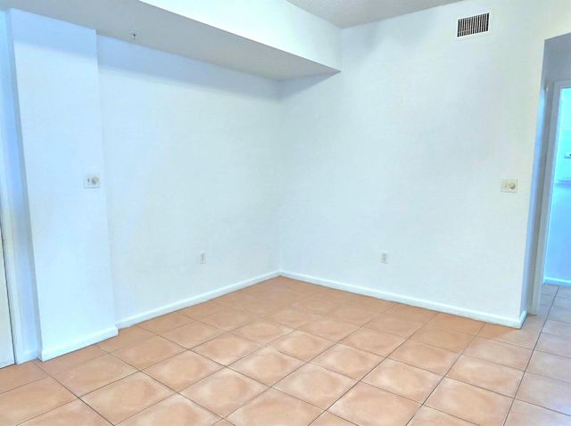 1000 Scotia Drive 106, Hypoluxo, FL 33462