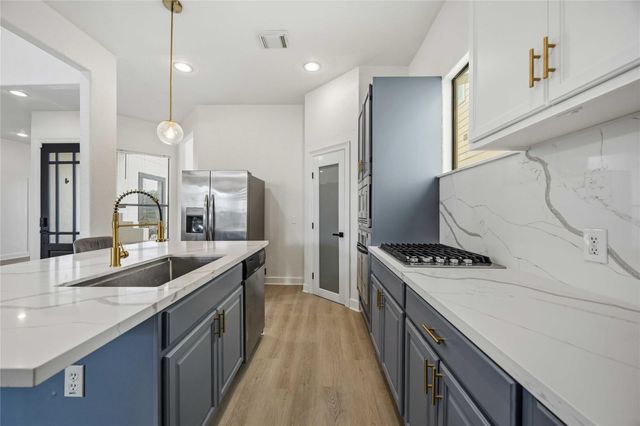 1477 Silverado Drive, Houston, TX 77077