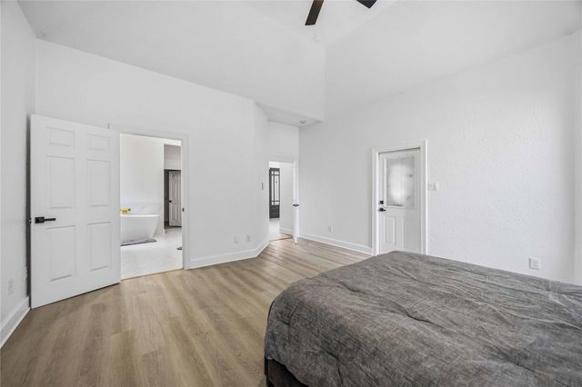 1477 Silverado Drive, Houston, TX 77077