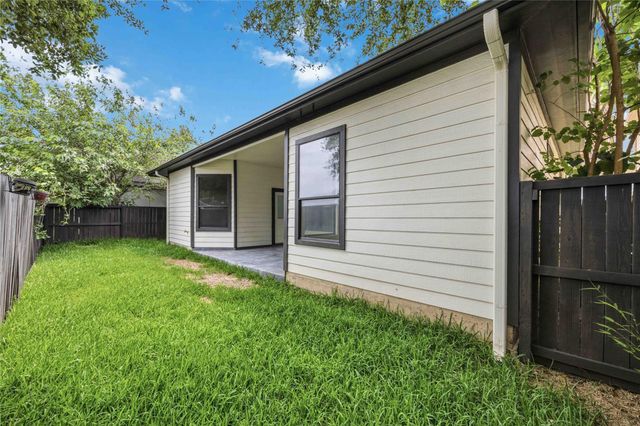 1477 Silverado Drive, Houston, TX 77077