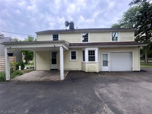 20825 Farnsleigh Road, Shaker Heights, OH 44122