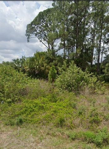 809 GERALD AVENUE, Lehigh Acres, FL 33936