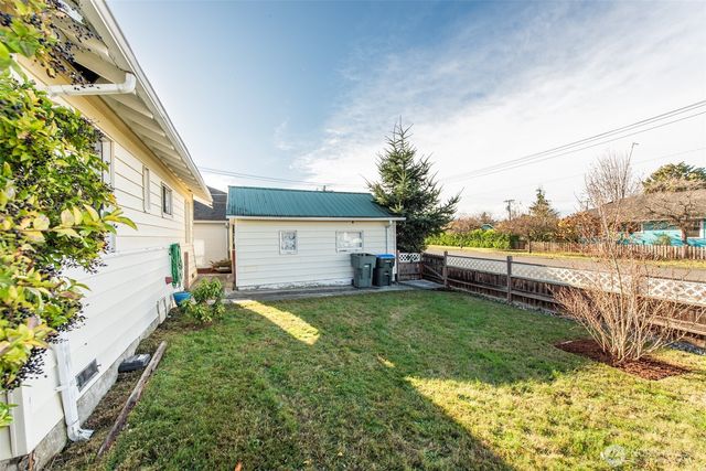 504 E 6th Street, Port Angeles, WA 98362
