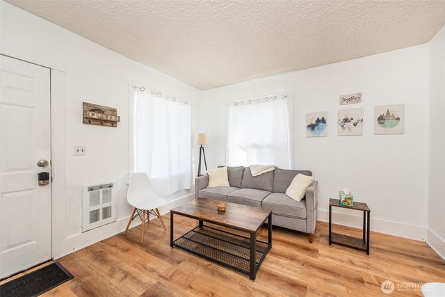 504 E 6th Street, Port Angeles, WA 98362