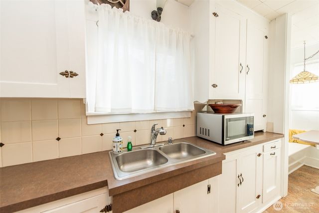 504 E 6th Street, Port Angeles, WA 98362