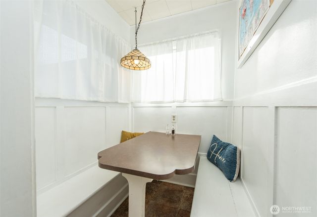 504 E 6th Street, Port Angeles, WA 98362