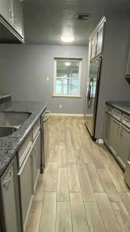 11910 Hunkler Drive, Houston, TX 77047