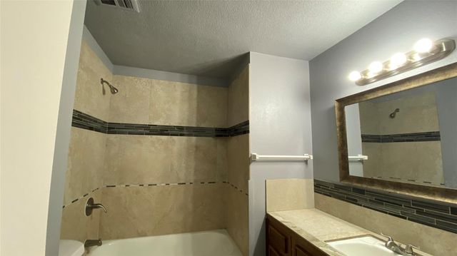 11910 Hunkler Drive, Houston, TX 77047