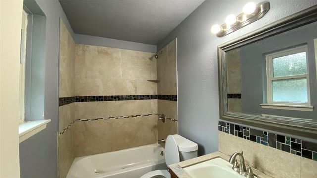 11910 Hunkler Drive, Houston, TX 77047