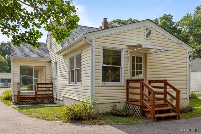 21613 Hudson St, Chesterfield, VA 23803