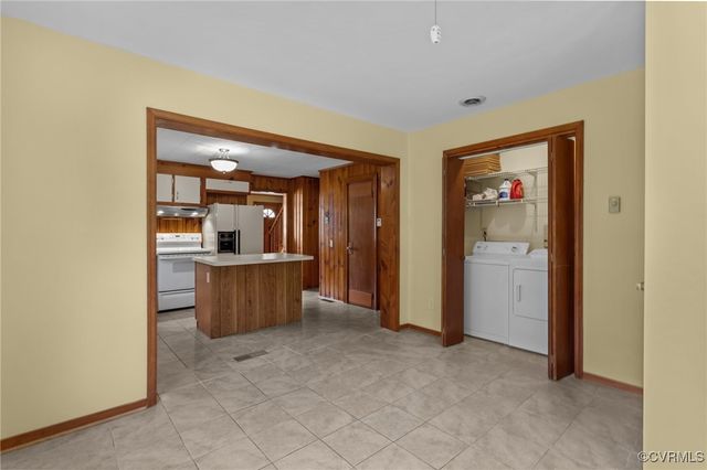 21613 Hudson St, Chesterfield, VA 23803