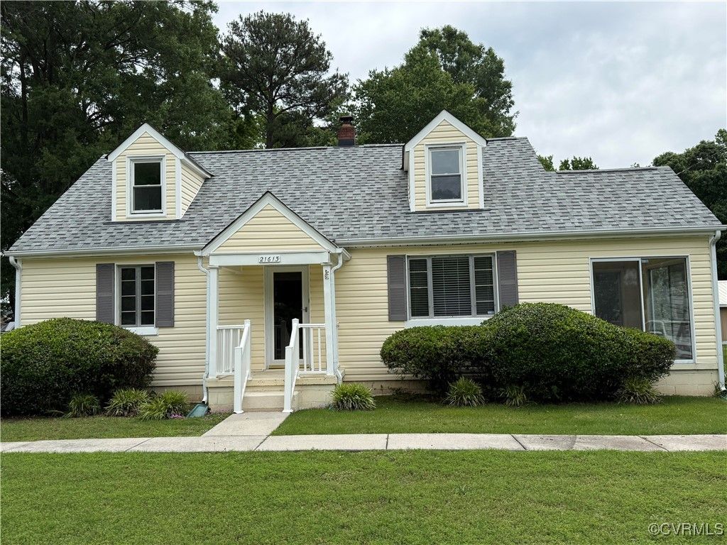 21613 Hudson St, Chesterfield, VA 23803