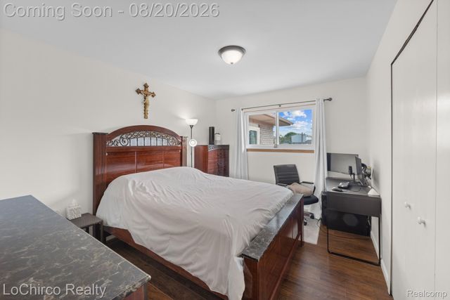 38134 Chatham Court, Sterling Heights, MI 48310