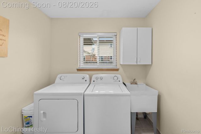 38134 Chatham Court, Sterling Heights, MI 48310