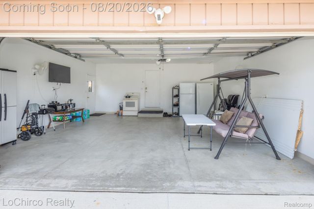 38134 Chatham Court, Sterling Heights, MI 48310