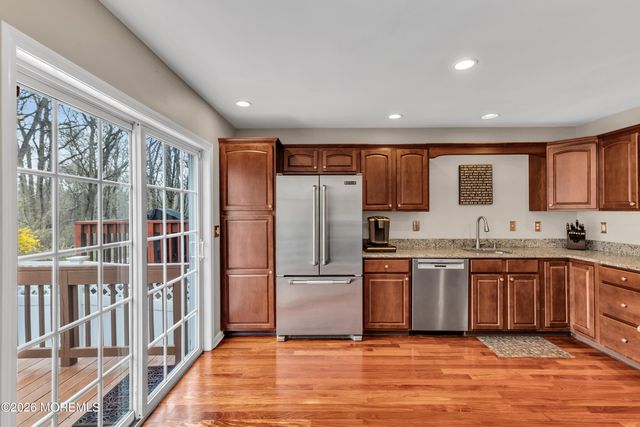 83 Ironwood Court, Middletown, NJ 07748