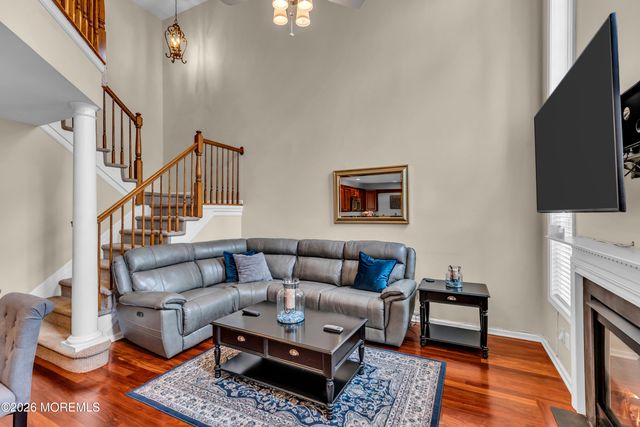 83 Ironwood Court, Middletown, NJ 07748