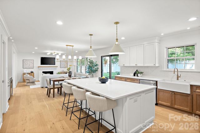 839 Montford Drive, Charlotte, NC 28209
