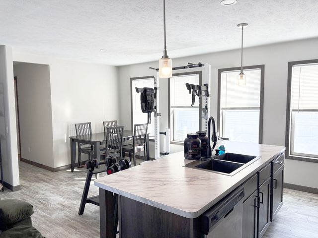 8611 Fallow Drive, Zeeland, MI 49464