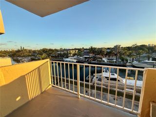 2350 NE 135th St 409, North Miami, FL 33181