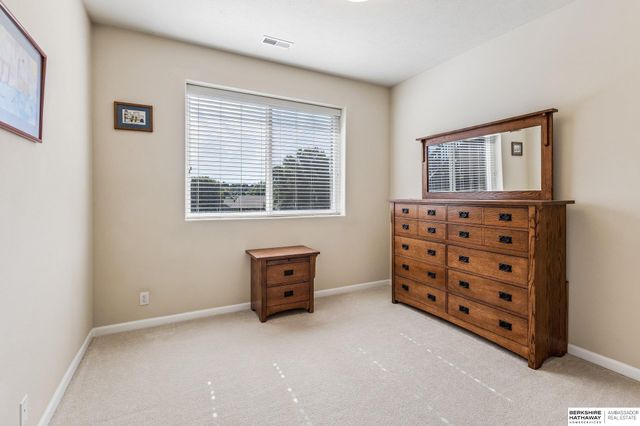 7515 N 77th Terrace, Omaha, NE 68122