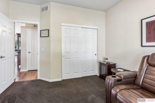 7515 N 77th Terrace, Omaha, NE 68122