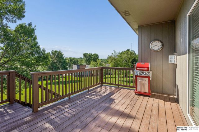 7515 N 77th Terrace, Omaha, NE 68122