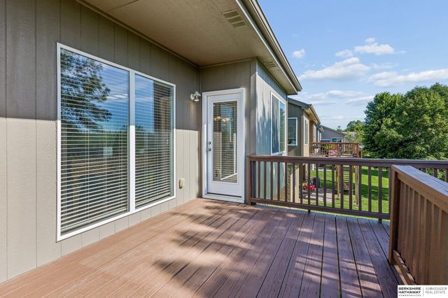 7515 N 77th Terrace, Omaha, NE 68122