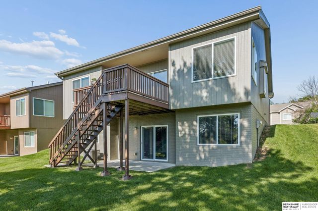 7515 N 77th Terrace, Omaha, NE 68122