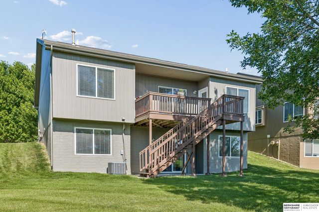 7515 N 77th Terrace, Omaha, NE 68122