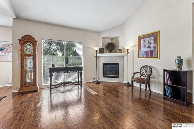 7515 N 77th Terrace, Omaha, NE 68122