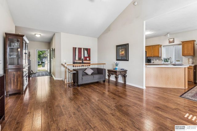 7515 N 77th Terrace, Omaha, NE 68122
