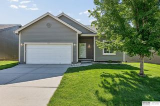 7515 N 77th Terrace, Omaha, NE 68122