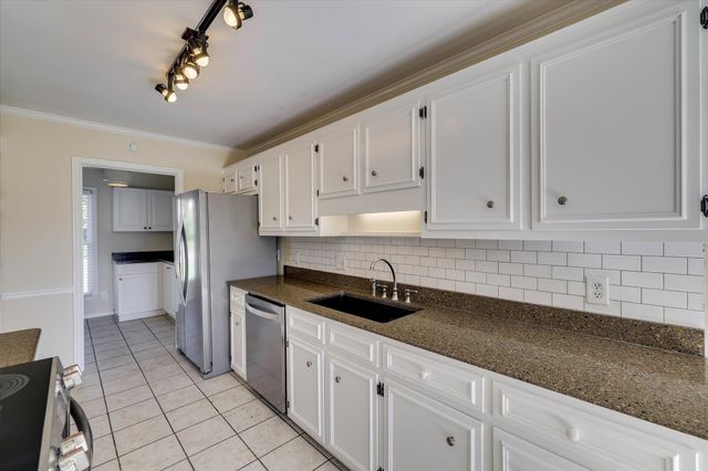 80 Woodlawn Lane, North Augusta, SC 29841