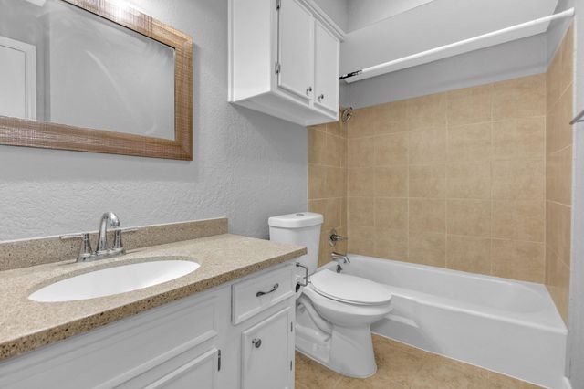 521 Spring Drive 3, Pasadena, TX 77504