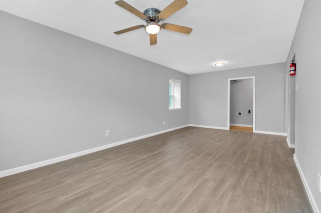521 Spring Drive 3, Pasadena, TX 77504