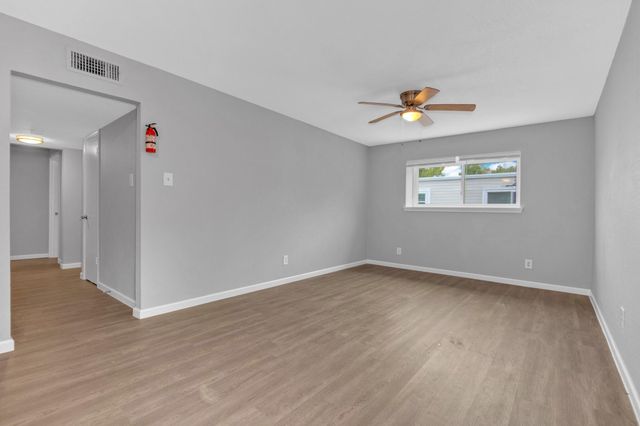 521 Spring Drive 3, Pasadena, TX 77504