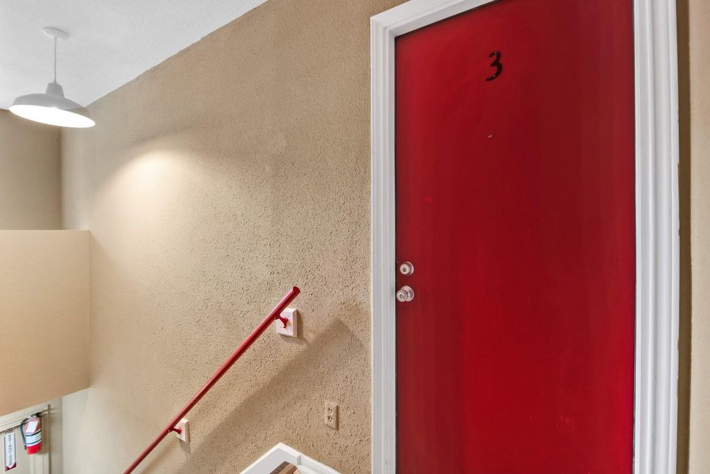 521 Spring Drive 3, Pasadena, TX 77504