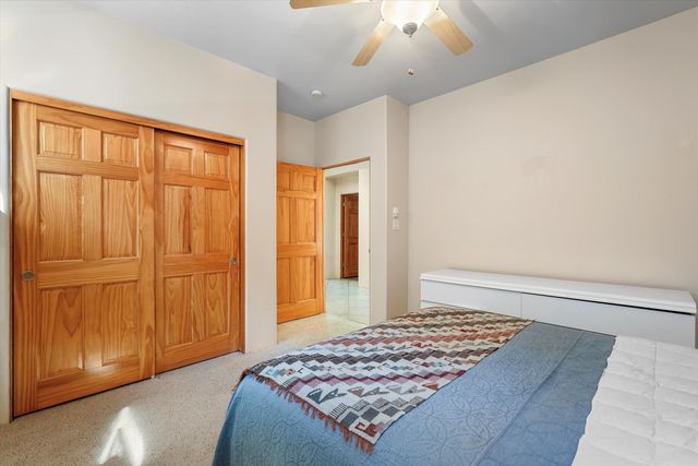 2020 Sydney Lane NW, Albuquerque, NM 87107