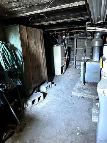 30821 E Clair Rd, Pueblo, CO 81006