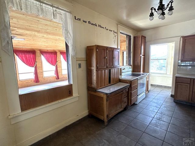30821 E Clair Rd, Pueblo, CO 81006