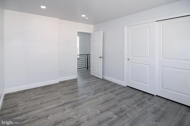 215 BILLINGSPORT RD, Paulsboro, NJ 08066