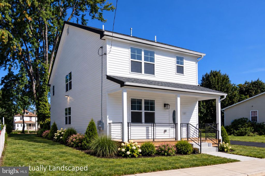 215 BILLINGSPORT RD, PAULSBORO, NJ 08066 — photo 2