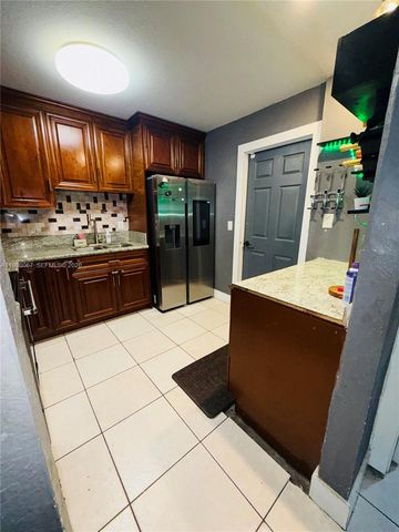 2920 NW 8th Street, Fort Lauderdale, FL 33311
