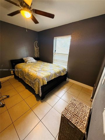 2920 NW 8th Street, Fort Lauderdale, FL 33311