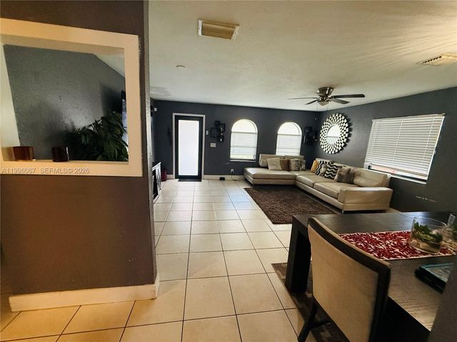 2920 NW 8th Street, Fort Lauderdale, FL 33311