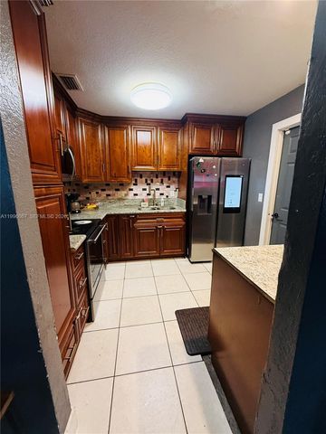 2920 NW 8th Street, Fort Lauderdale, FL 33311